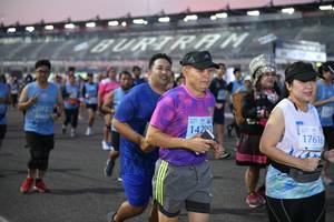 BIB: 5038, 51868
                            <button type="button" onclick="openModal(10462267)" class="btn btn-primary btn-sm float-right btn-popup" data-toggle="modal" data-target=".modal-high-quality">
                        <i class="fas fa-shopping-cart"></i> Add to Cart
                    </button>
                                            <button type="button" onclick="isThisMe(10462267, true)" class="btn btn-success btn-sm float-right btn-popup btn-isme hidden" data-toggle="tooltip" data-placement="bottom" title="นี่คือรูปของคุณใช่ไหม คลิกที่นี่เพื่อเอาเข้าอัลบั้ม">
                        <i class="fas fa-plus"></i> Add to album
                    </button>
                    <button type="button" onclick="isThisMe(10462267, false)" class="btn btn-warning btn-sm float-right btn-popup btn-isnotme hidden">
                        <i class="fas fa-ban"></i> Remove from album
                    </button>